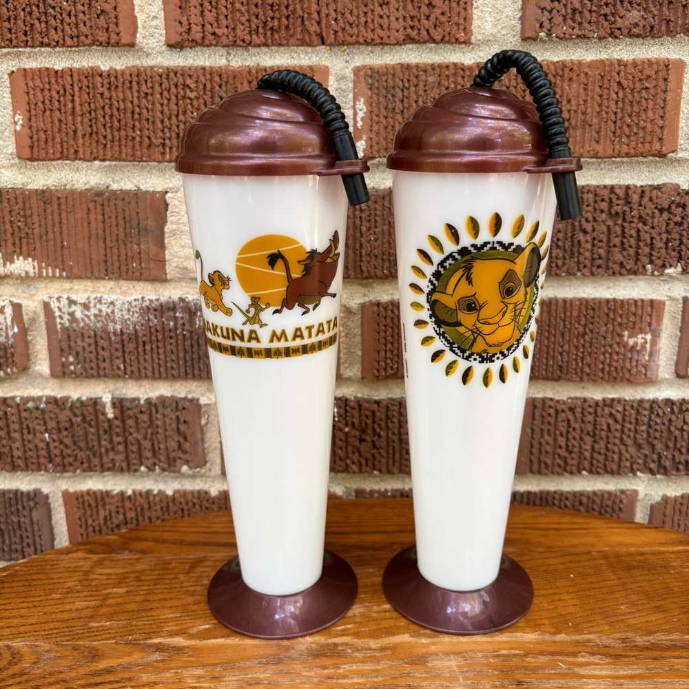 Disney World Animal Kingdom Lion King Simba & Hakuna Matata Cup Sipper Set of 2